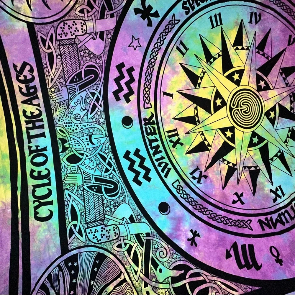 🌞Wall tapestry. Top to Earthbound Trading Co. From India. LIGHT STRIP INCLUDED!!
